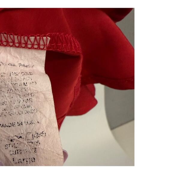 Honey Punch Red Satin Feel Blouse Large Ruffle Hem Long Sleeve Keyhole - Picture 4 of 6